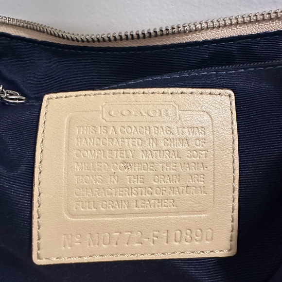 Vintage Coach Pebble leather shoulder bag - Picture 6 of 6